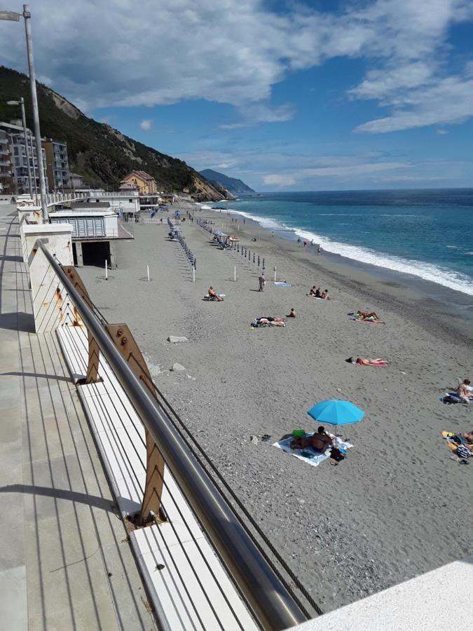Flamatan Deiva Marina Exterior photo